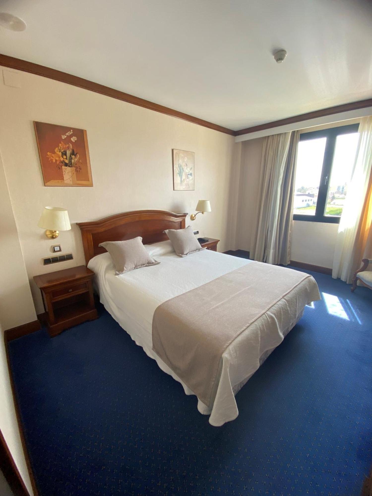 Hotel Villa De Almazan Ngoại thất bức ảnh