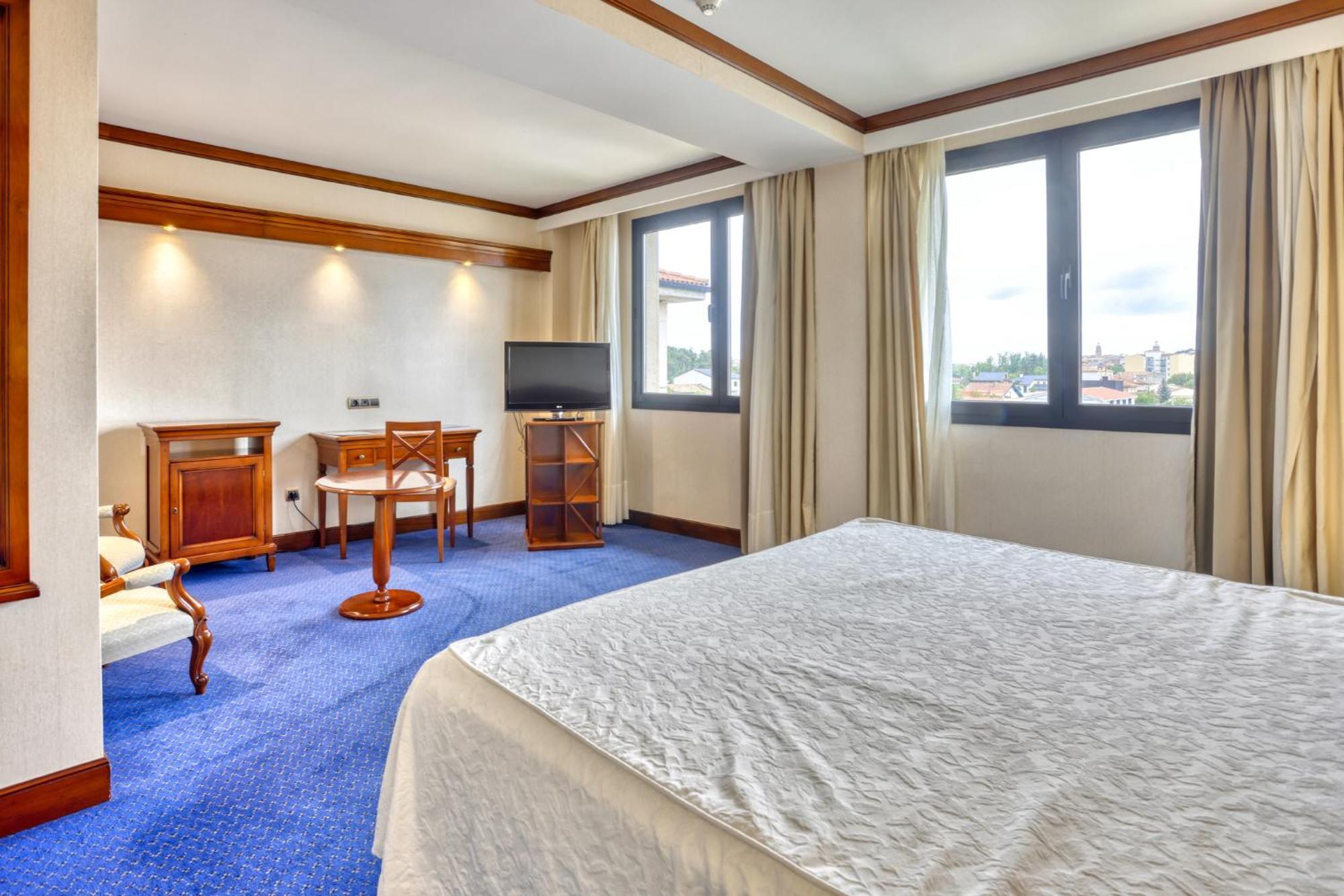 Hotel Villa De Almazan Ngoại thất bức ảnh