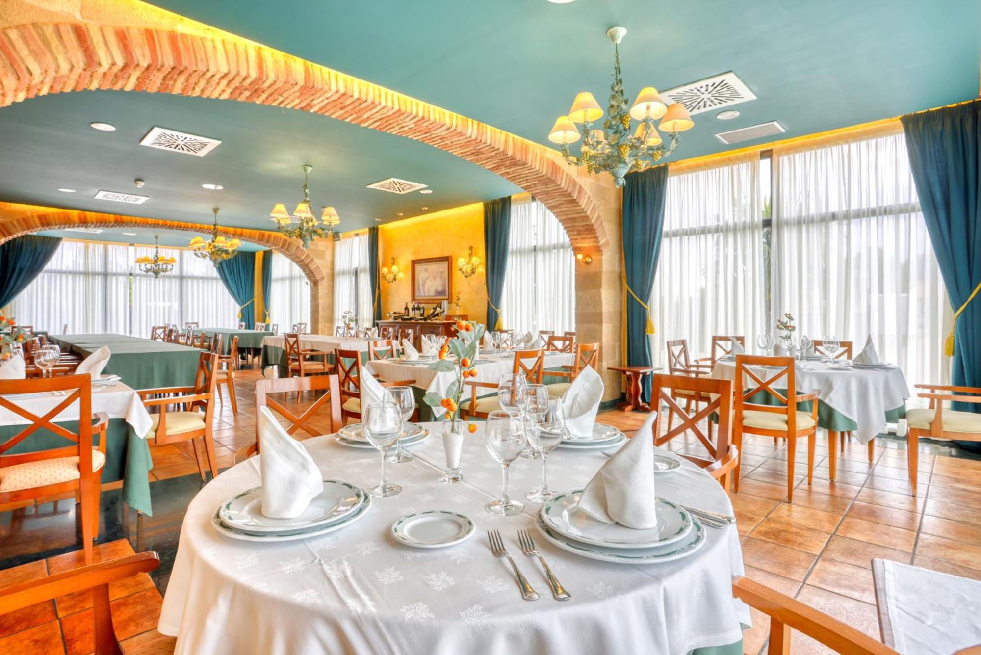 Hotel Villa De Almazan Ngoại thất bức ảnh