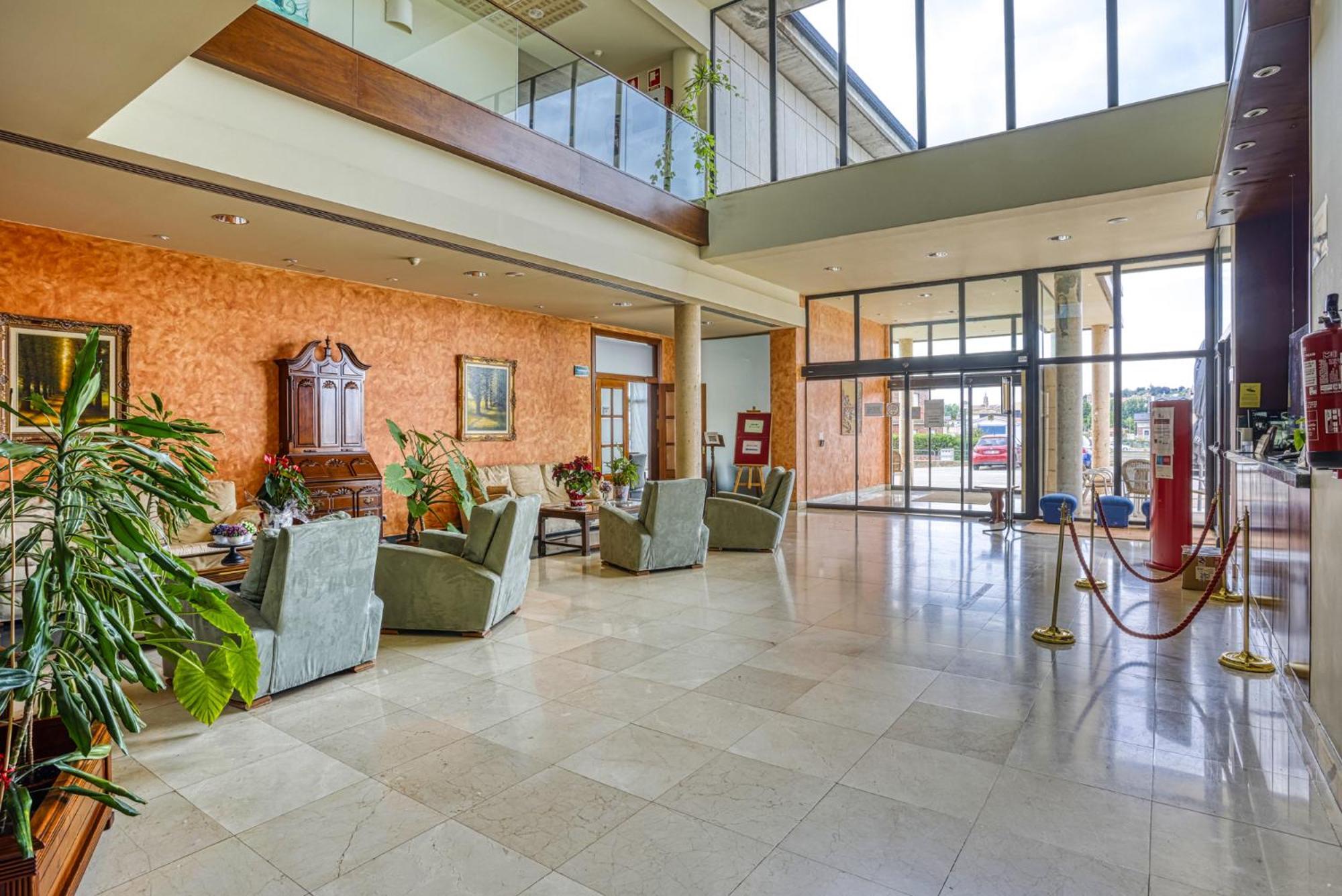 Hotel Villa De Almazan Ngoại thất bức ảnh