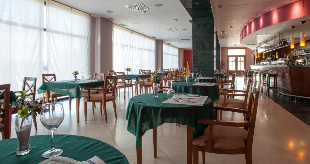 Hotel Villa De Almazan Ngoại thất bức ảnh